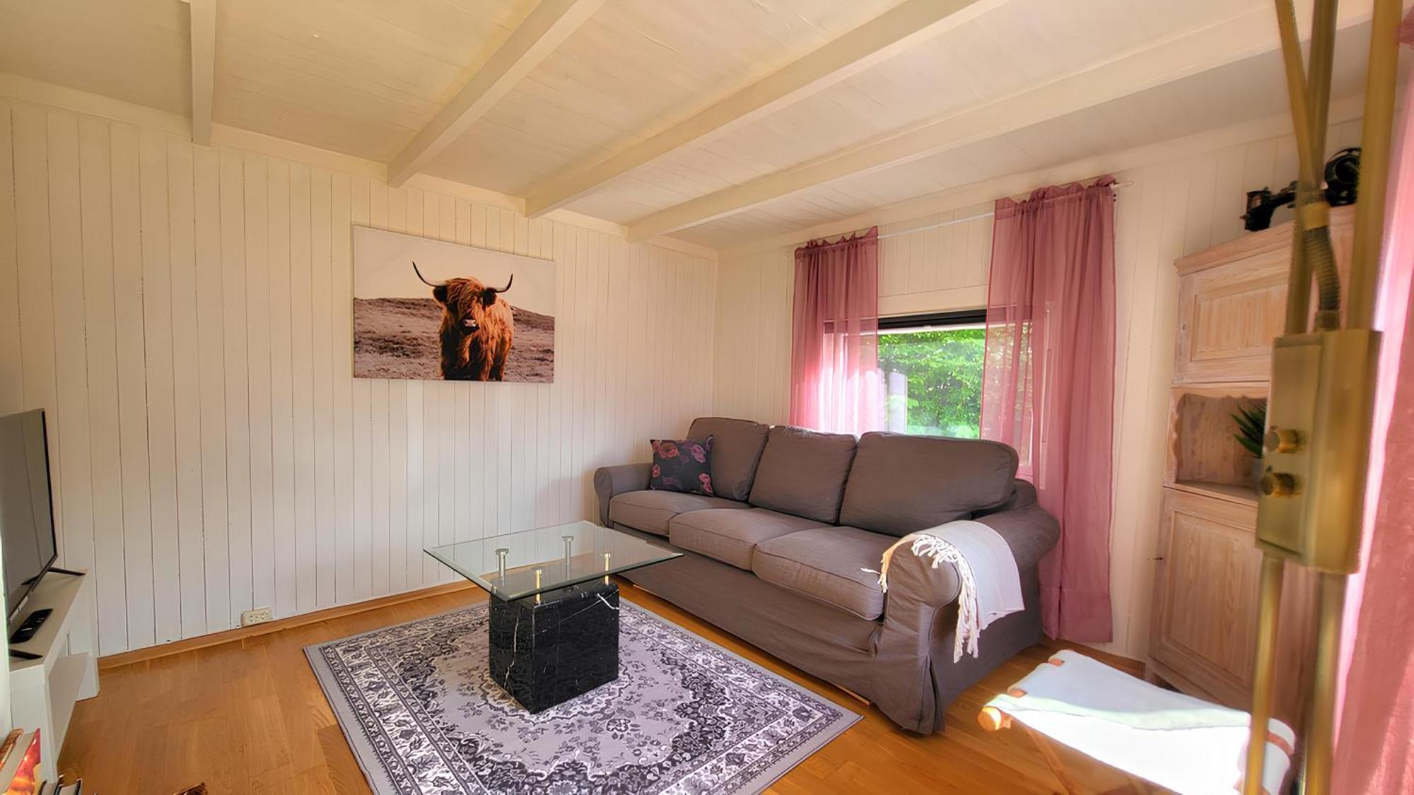 Ocean Side House, Sea View, Free Parking ! *